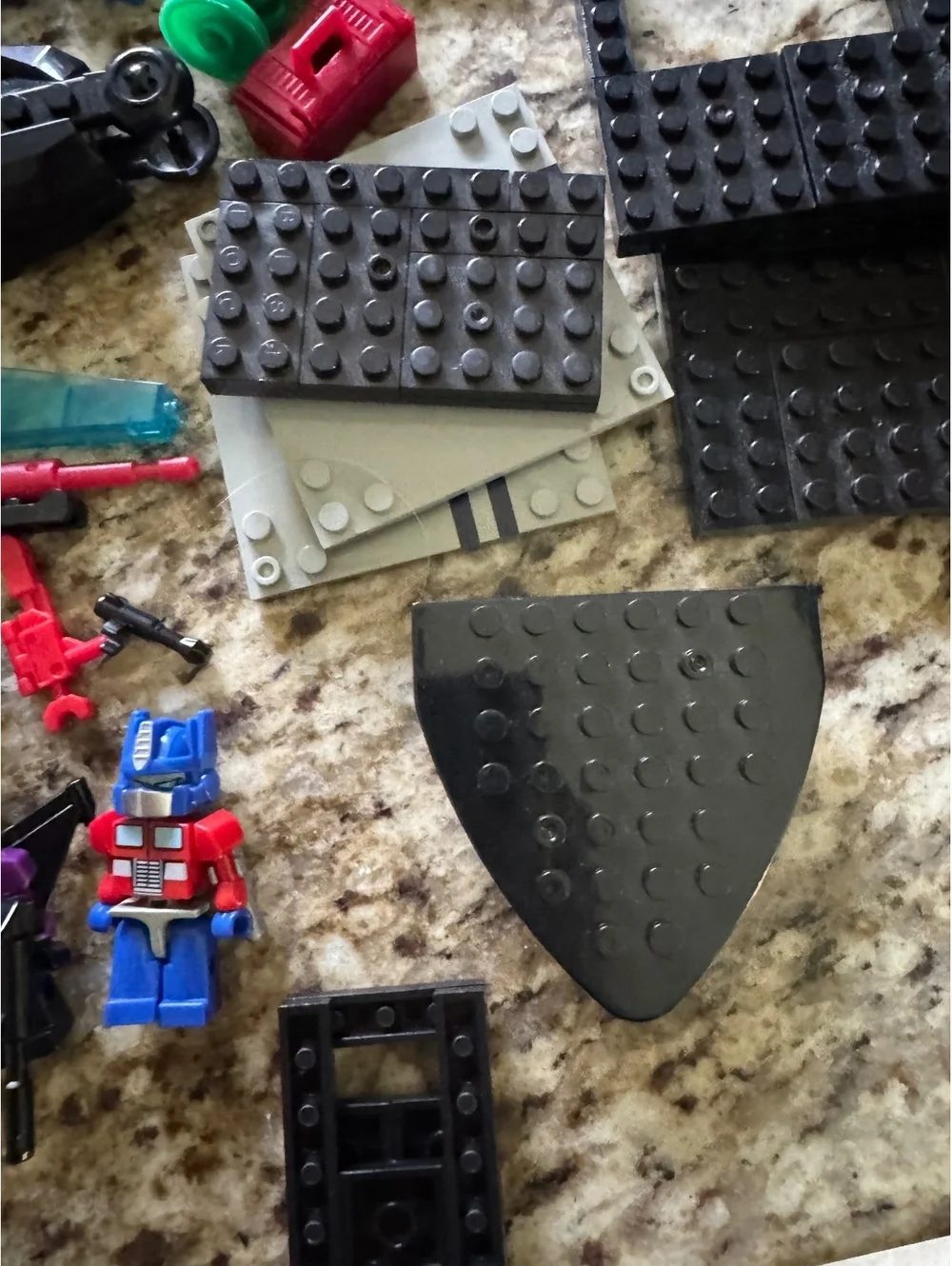LEGO LOT OF FIGURES AND PIECES TRANSFORMERS